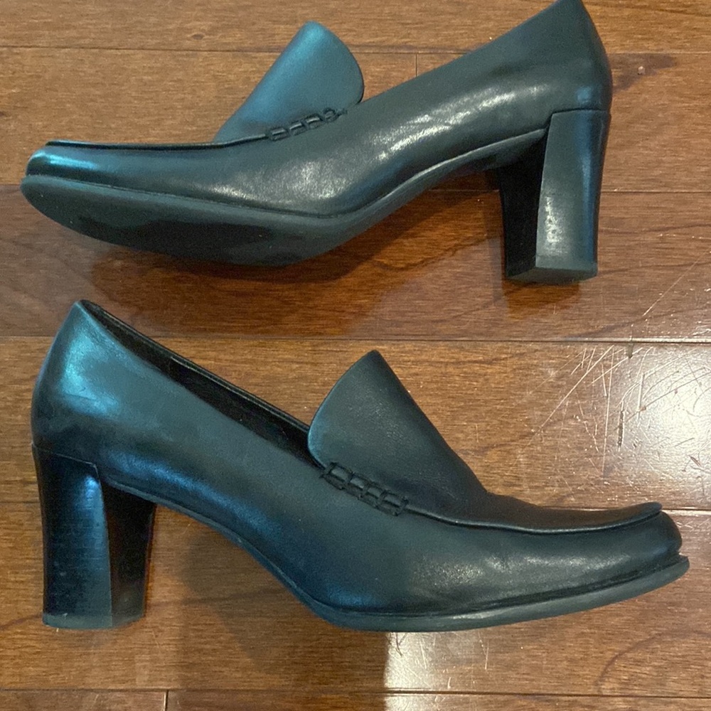Franco Sarto Black Heeled Leather Loafers, Size 8.5